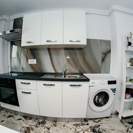 Apartament De Lux Ultramodern In Zona Centrala Timisoara Exterior photo