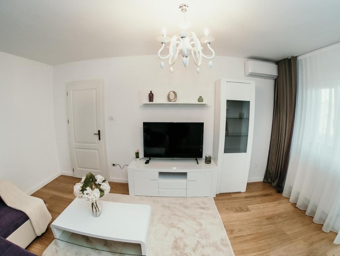 Apartament De Lux Ultramodern In Zona Centrala Timisoara Exterior photo