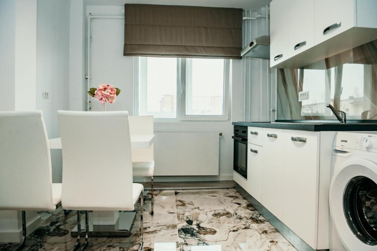Apartament De Lux Ultramodern In Zona Centrala Timisoara Exterior photo