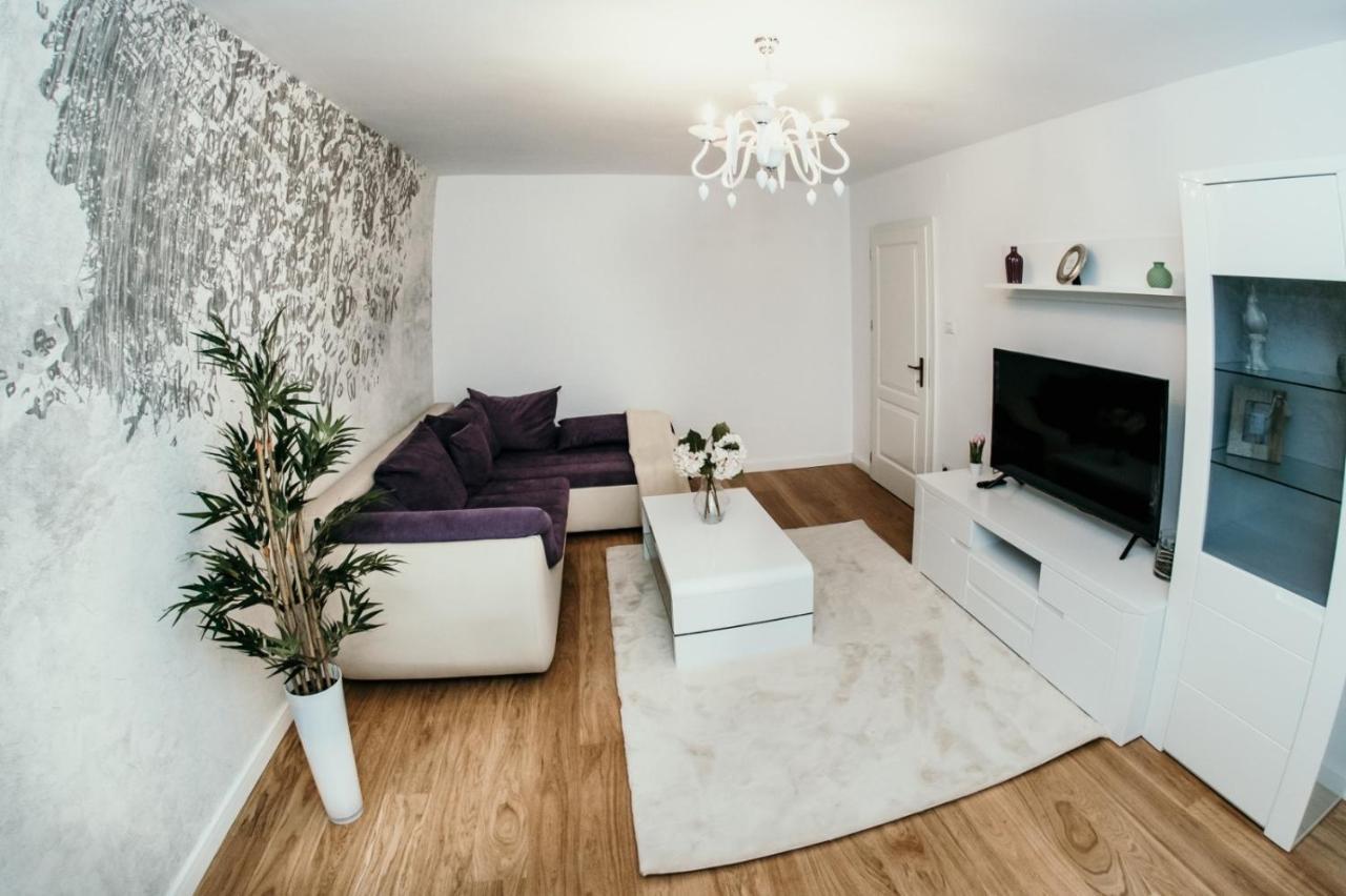 Apartament De Lux Ultramodern In Zona Centrala Timisoara Exterior photo